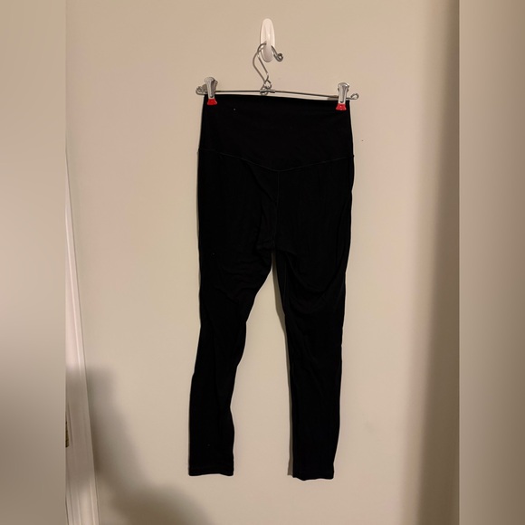 Aerie Black High-Waisted Leggings Cropped Medium Braided Scrunch - Picture 4 of 4